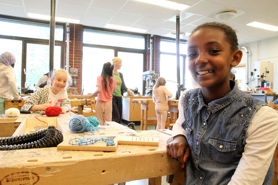 Elever i kunst og håndverk